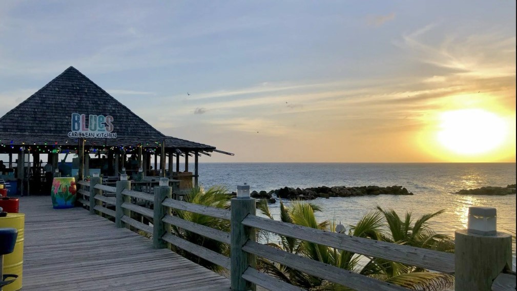 Bar e Restaurante beira-mar em Curaçao - Melhor de Curaçao