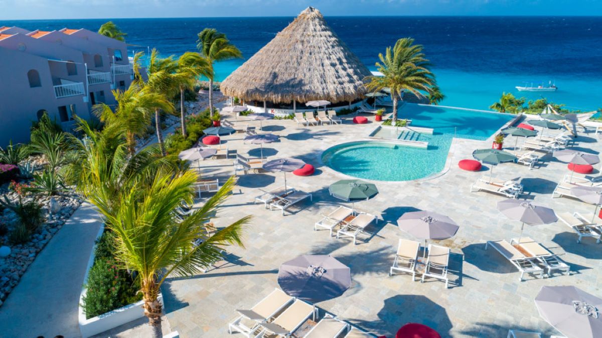 Piscina em resort em Curaçao - Melhor de Curaçao